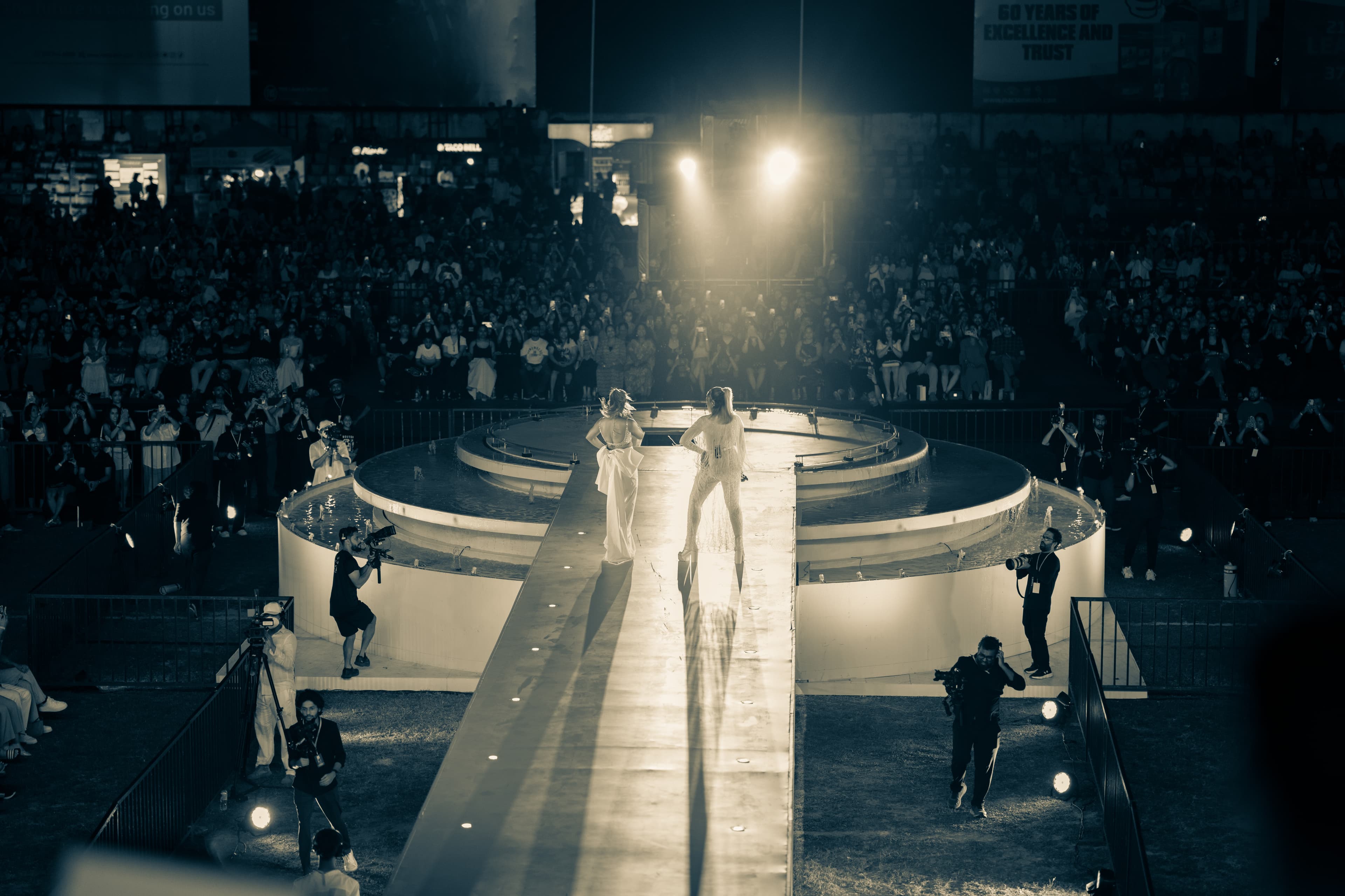 Her Live in Concert by Umaria — photo 6